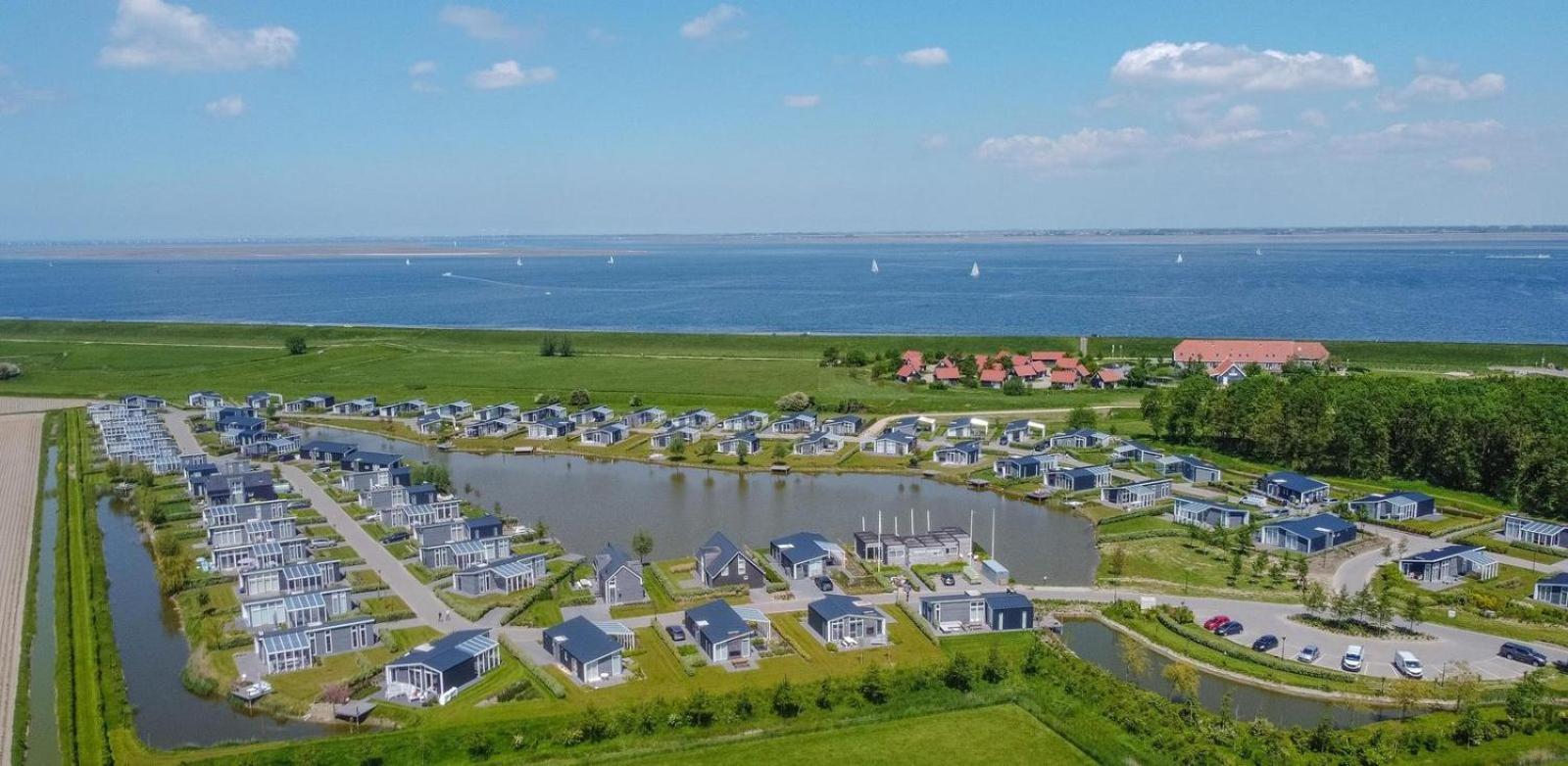 Vakantiehuis Vakantiehuis Waterresort Oosterschelde - Huisnr. 80 Wemeldinge
